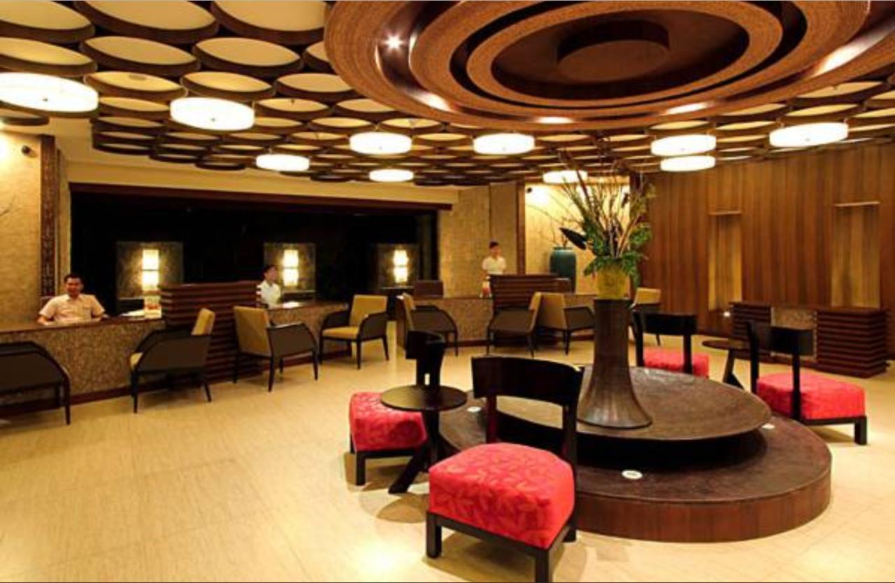 The Bellevue Resort Panglao Exteriör bild The lounge at the airport
